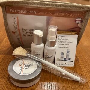 NWT Sunshine Botanics Holistic Skin Therapy Pumpkin Power Peel System 🎃